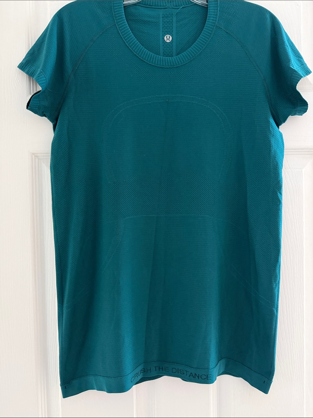 Lululemon Swiftly Tech Short-Sleeve Shirt 2.0
Hip Length
